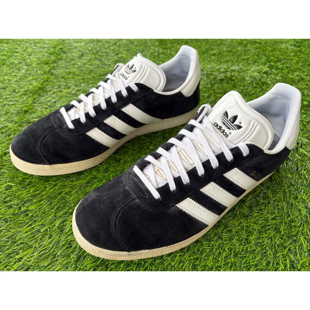 Adidas Gazelle Black White Suede Low Top Sneakers BB5476 Women Size 11 Mens 9.5